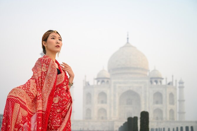 All Inclusive Private Taj Mahal Luxury Tour from Delhi by Car - The Taj Mahal in the morning light