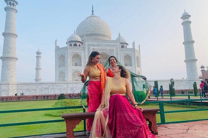 All Inclusive Same Day Taj Mahal and Agra Fort Tour from Delhi - Agra Fort and the Mughal story in red sandstone