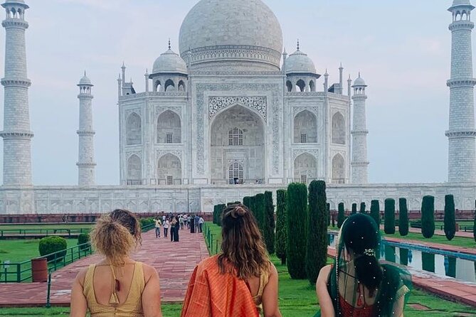 All Inclusive Same Day Taj Mahal and Agra Fort Tour from Delhi - Arriving at the Taj Mahal after the early road trip