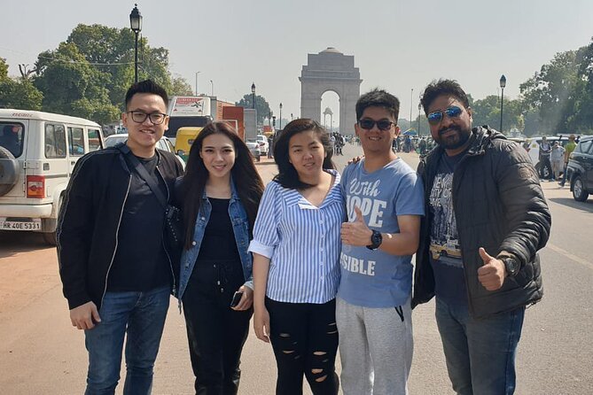 All Inclusive Same Day Trip to Taj Mahal & Agra Fort from Delhi - Seeing the Taj Mahal without handling the ticket queue