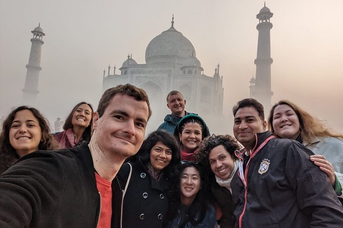 All Inclusive- Taj Mahal and Agra Tour from Delhi Superfast Train - Agra Fort and the Mughal court
