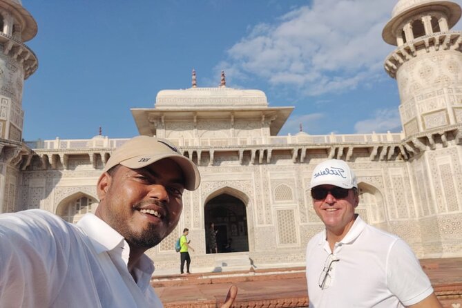 All Inclusive Taj Mahal, Fort & Baby Taj Tour from Delhi by Car - Lunch, shopping, and the fine print on inclusions