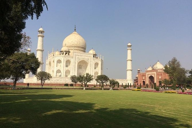 All Inclusive - Taj Mahal Sunrise Tour with 3 World Heritage Site - What the guide adds
