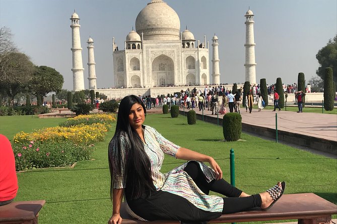 All Inclusive Taj Mahal Tour from Delhi With 5 Star Lunch - Lunch at a multicuisine hotel or restaurant