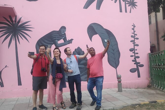 Art Attack: Explore Delhi's Artistic and Cultural Side - What the guide adds to the experience