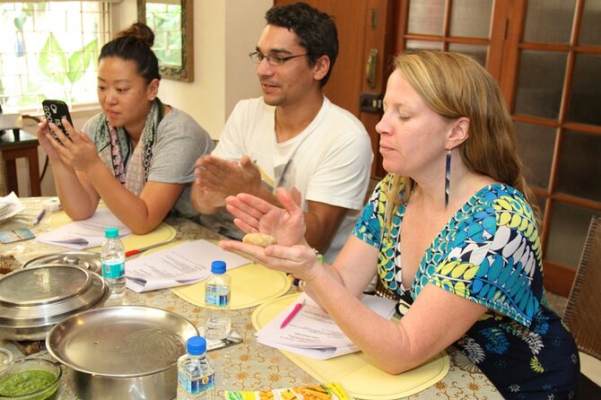 Authentic Indian Cooking Class with Jyoti in Delhi - Key Points