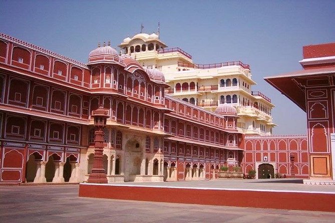 Best Golden Triangle Tour 7 Day And Explore Delhi Agra Jaipur Trip - Day 2: Jama Masjid, Red Fort, and Delhi’s local bazaar
