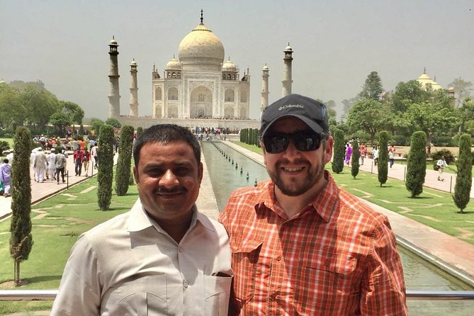 Best of Old Delhi & New Delhi City Tour in 8 Hours - By Car - Qutub Minar brings a change of scale