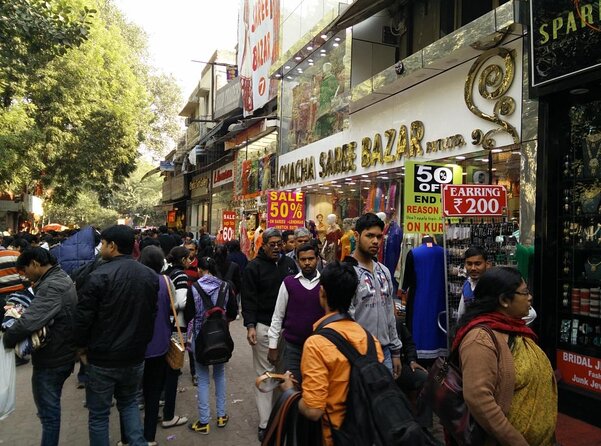 Bustling Markets of Delhi (Guided Half Day Shopping Tour) - Key points to know before booking