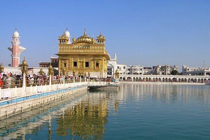 Chandigarh Amritsar Tour By Car - A fast route from Delhi to two very different cities