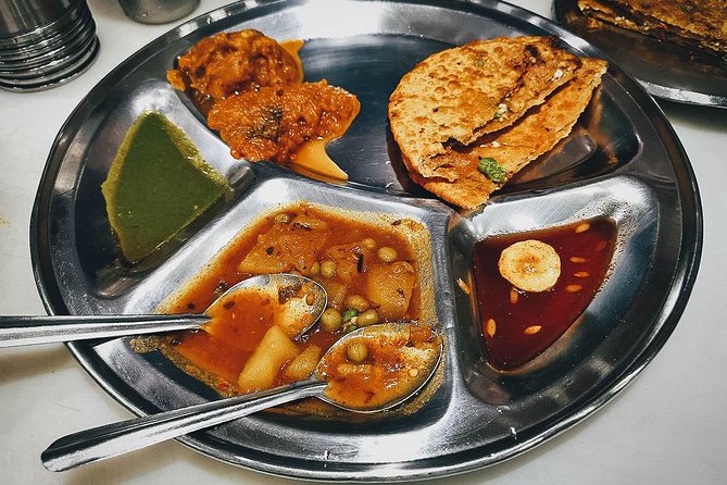 Chandni Chowk Delhi Food Tour with 15+ Tastings - Timing, comfort, and practical preparation