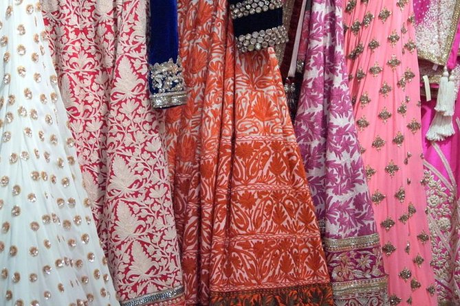 Chandni Chowk Textile Tour - Starting with Paranthe Wali Gali