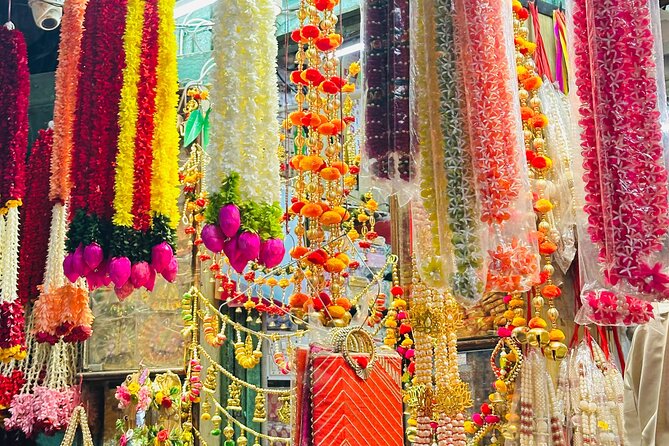 Customized Half Day and Full Day Delhi Shopping, Street Food Tour - What the private car and guide change