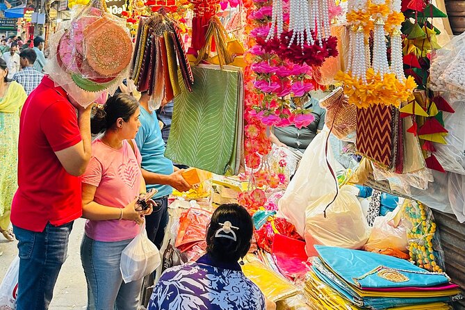 Customized Half Day and Full Day Delhi Shopping, Street Food Tour - Street food: a promising theme with a clear extra cost
