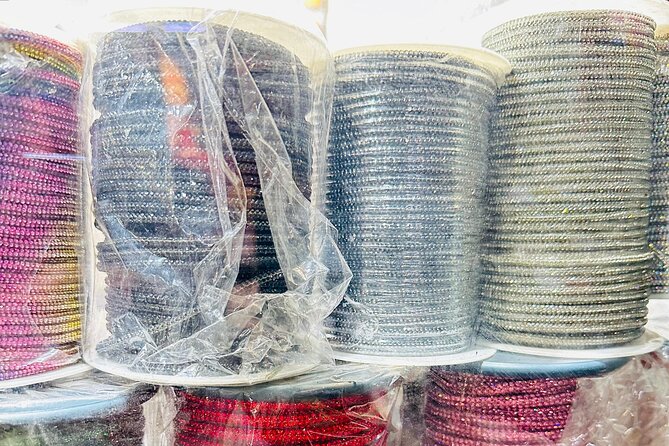 Customized Half Day and Full Day Delhi Shopping, Street Food Tour - Dariba Kalan: jewelry and a link to Chandni Chowk