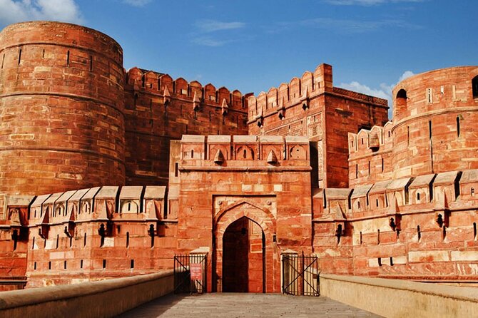 Day Trip to Taj Mahal from Delhi - Lunch after the monument visit