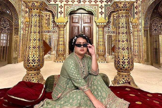 Delhi Agra Jaipur 4 Days Tour – Golden Triangle India - A four-day route built around the Taj Mahal