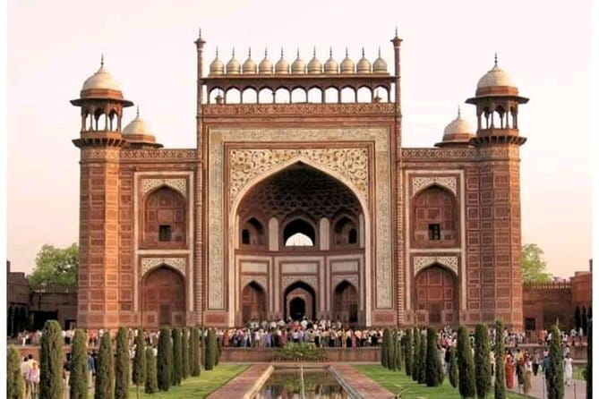 Delhi Agra Jaipur Udaipur Rajasthan 9 Days Tour From New Delhi - Udaipur closes the tour with palaces and Lake Pichola