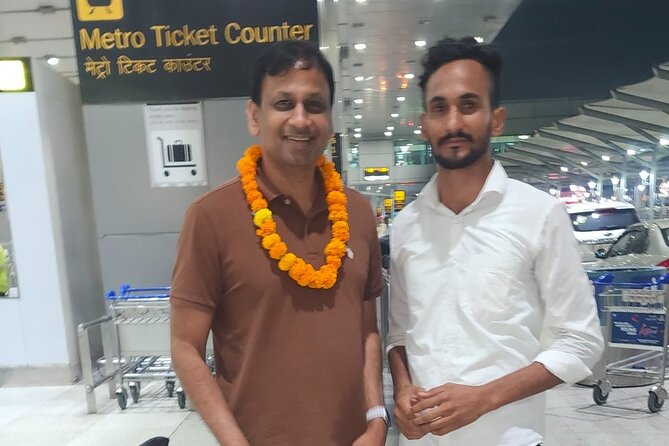Delhi Airport Private Transfer to or from New Delhi and NCR - What this Delhi airport transfer actually does