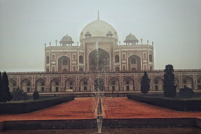 Delhi By Dawn:Secret morning Delhi Tour + Breakfast all inclusive - Jama Masjid before Old Delhi wakes up