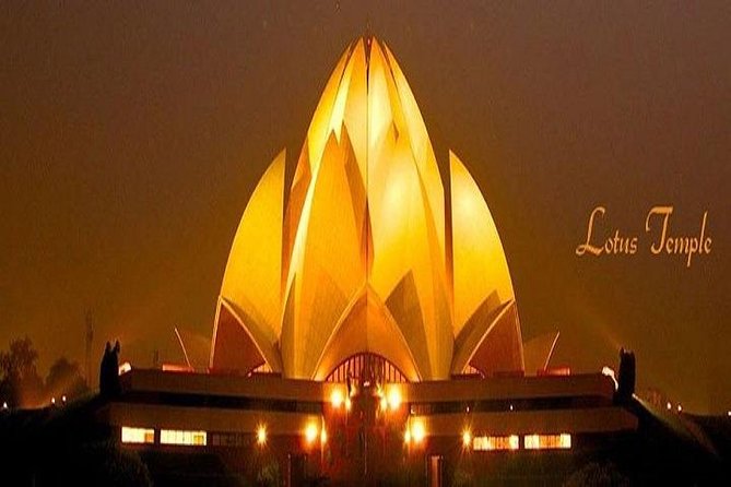 Delhi City Sightseeing Tour In a Private Car With Safe & Reliable Driver - Jama Masjid and the Red Fort open the Old Delhi chapter