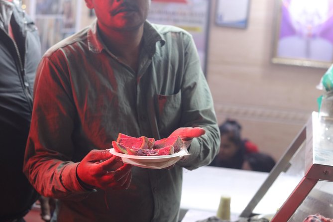 Delhi Culinary Evolution Tour: Old + New Delhi Food all inclusive - Partition food around Connaught Place and Janpath