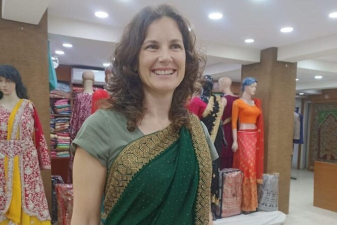 Delhi : Customized Half or Full Day Delhi Shopping Tour - The guide can shape the whole experience