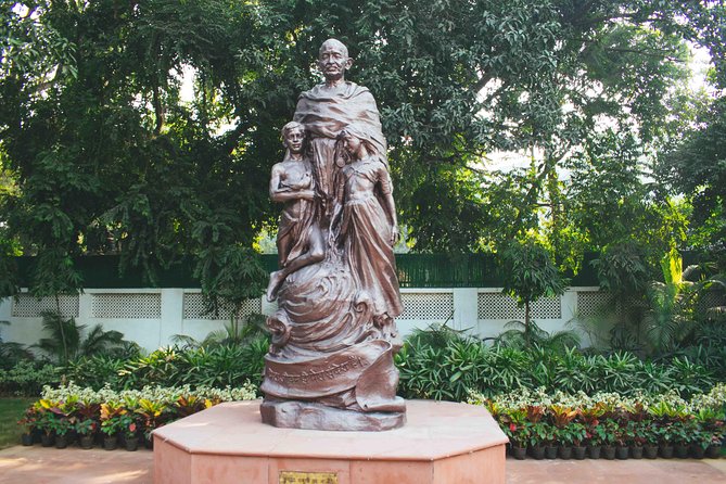 Delhi Footsteps of Mahatma Gandhi Half-Day Tour - Hotel Pickup Makes a Short Tour Easier