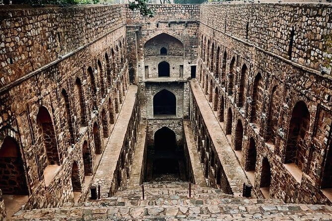 Delhi: Half day Old and New Delhi Tour on Iconic Landmarks - A fast way to read Delhi’s two faces