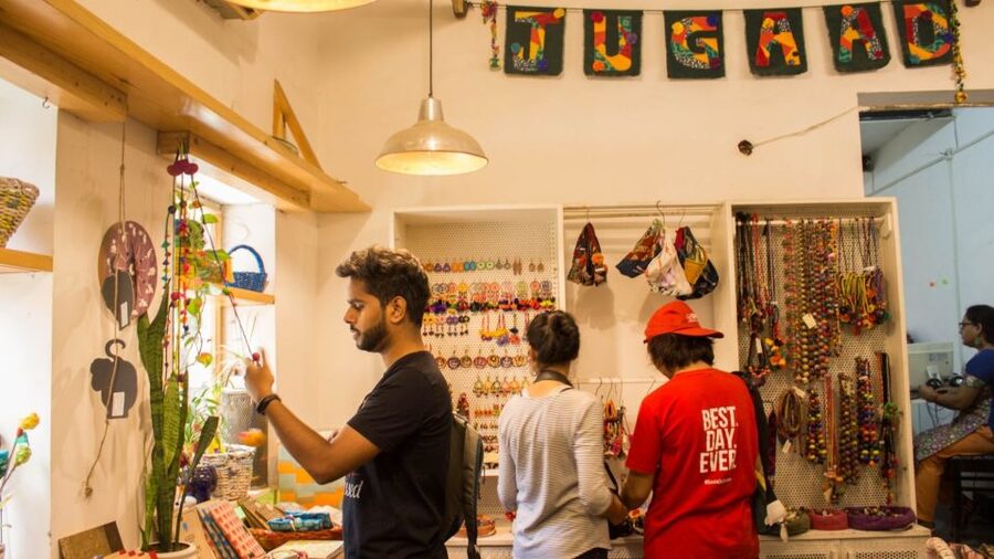 Delhi Hidden Gems Tour: Art, History & Heritage Parks - Lodhi Art District turns streets into galleries