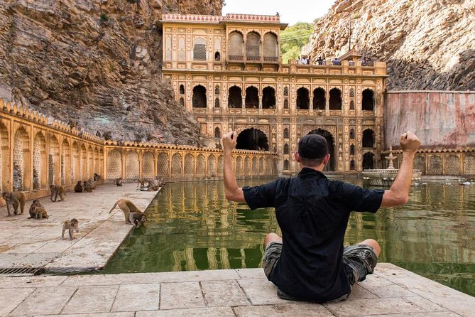 Delhi Jaipur Delhi Full Day Tour By Car from Delhi - Hawa Mahal and the Famous Pink Facade