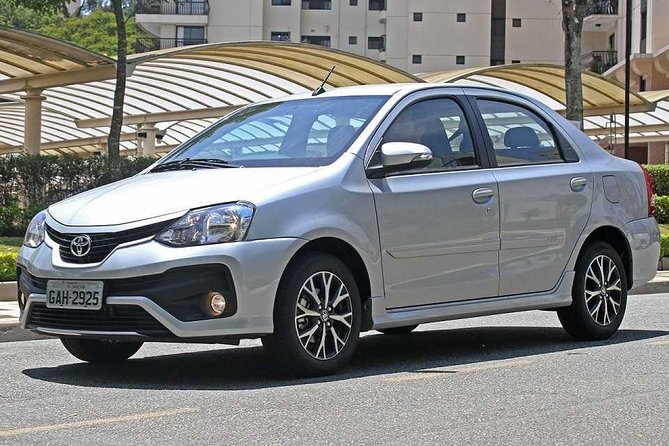 Delhi private Airport Transfer - A simple landing at Delhi Airport