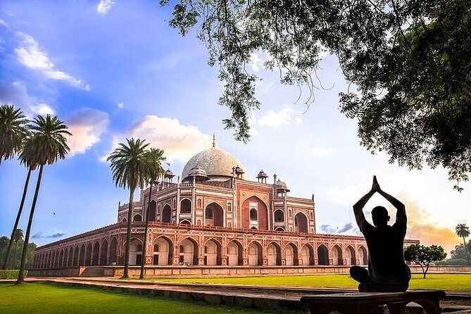 Delhi Private City Tour With Spice Market In 8 Hours - By Car - Lotus Temple and a quieter change of pace