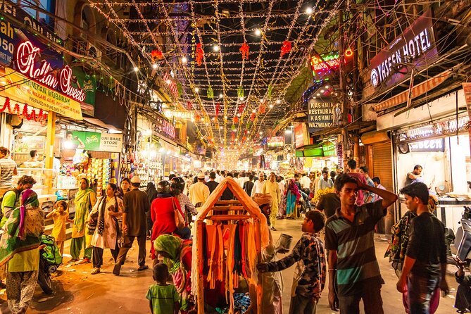 Delhi Private Shopping Tour with transfers - Delhi shopping with a plan, not a shopping mall