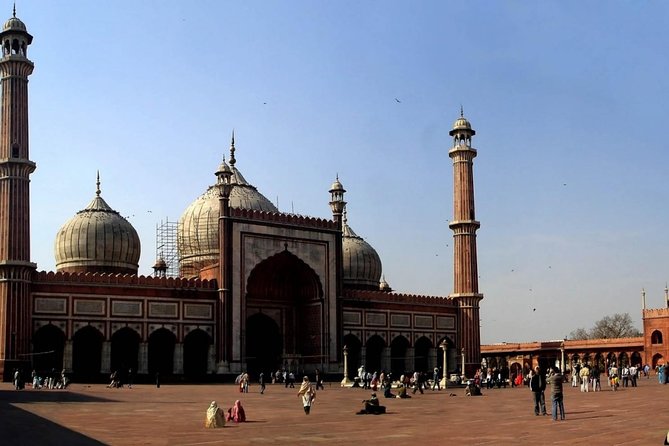 Delhi Shopping Tour: Top Bazaars, Crafts & Souvenir Finds - What your guide adds to the shopping