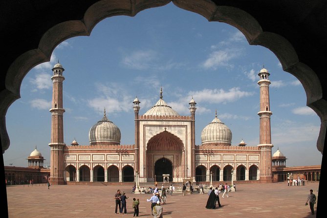 Delhi Shopping Tour: Top Bazaars, Crafts & Souvenir Finds - Is $40 good value for this Delhi outing?