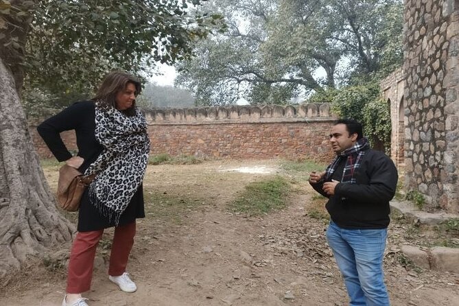 Delhi Sightseeing Tour: Top Monuments & City Highlights - One long day across Old and New Delhi