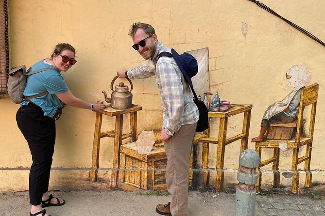 Delhi Street Art Walk in Lodhi Art District with Chai & Food - A relaxed finish with chai and local bites
