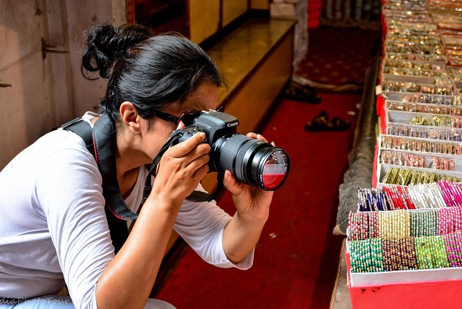 Delhi Street Photography Tour - Following the lanes toward Chandni Chowk
