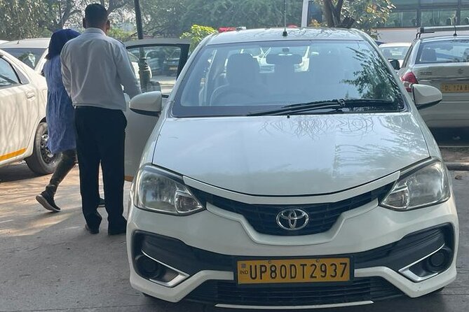 Delhi to Agra Private Transfer - A straight ride from Delhi to Agra