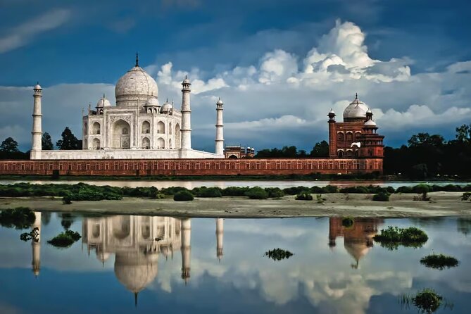 Enjoy 10 cultural activities of India all at one place in Delhi - Who will get the most from this visit