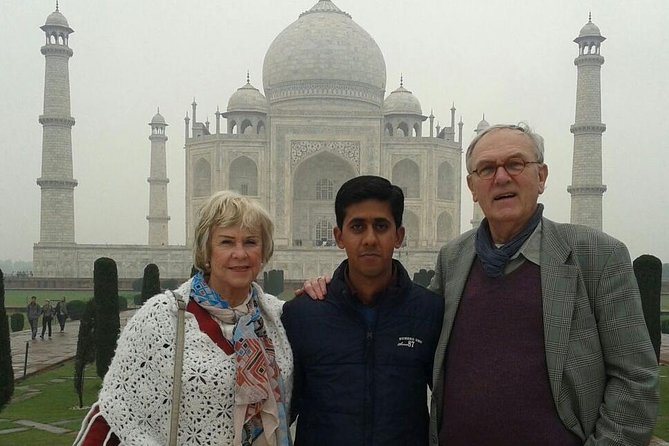 Exclusive Private Taj Mahal Agra Day Trip from Delhi - A very long day made easier by a private car