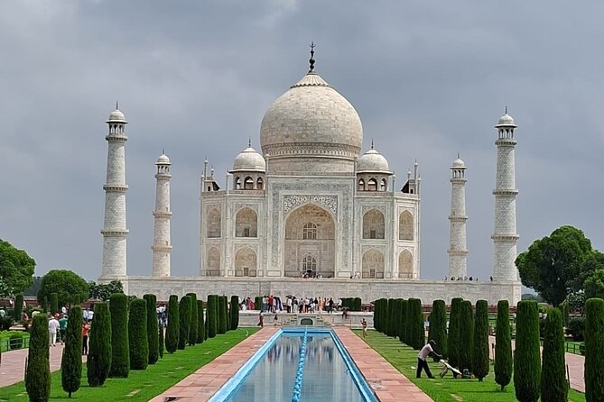 Exclusive Sunrise Taj Mahal Excursion from Delhi all Inclusive - Why the sunrise departure makes sense