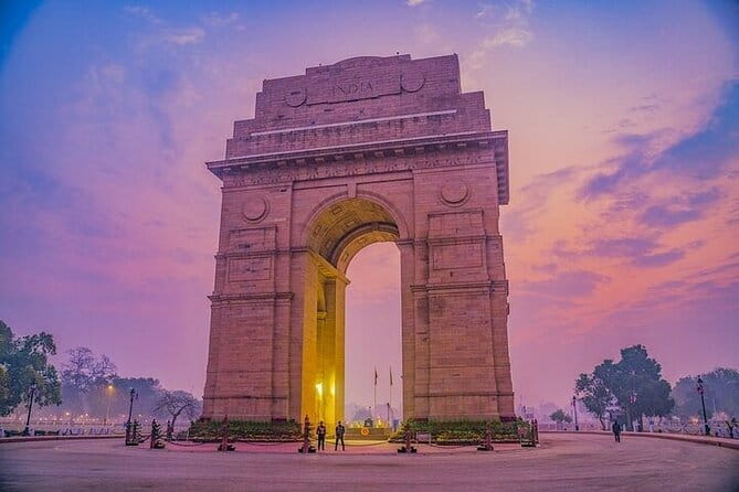 Explore Delhi Half-Day Tour with Agra Drop - India Gate and the formal side of New Delhi