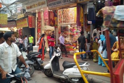 Explore the Beauty of Old Delhi & the Spice Market!