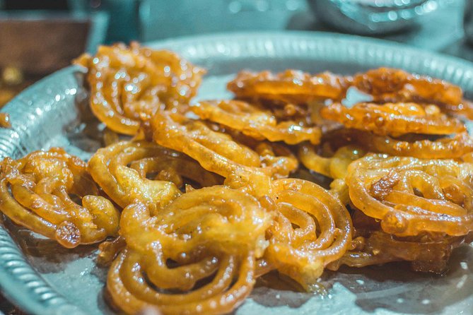 Food Walk tour of Old & New Delhi with a local guide - What the strong feedback tells you