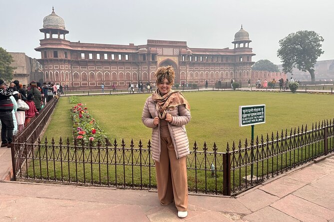 Four-Day Luxury Golden Triangle Tour to Agra & Jaipur From Delhi - Day 2: Sunrise at the Taj Mahal, then Agra Fort