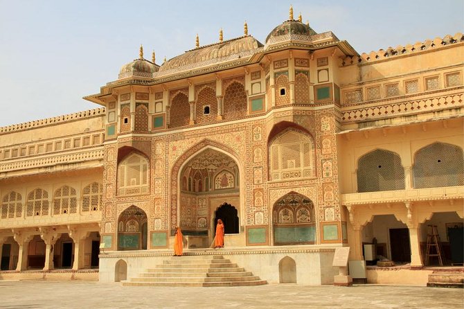 Four Day Private Luxury Golden Triangle Tour to Agra and Jaipur from Delhi - Day one: Red Fort, Jama Masjid, and Old Delhi