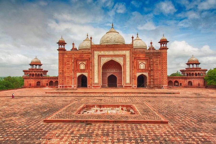 From Delhi: 2-Day Agra & Jaipur Golden Triangle Experience - Standing before the Taj Mahal