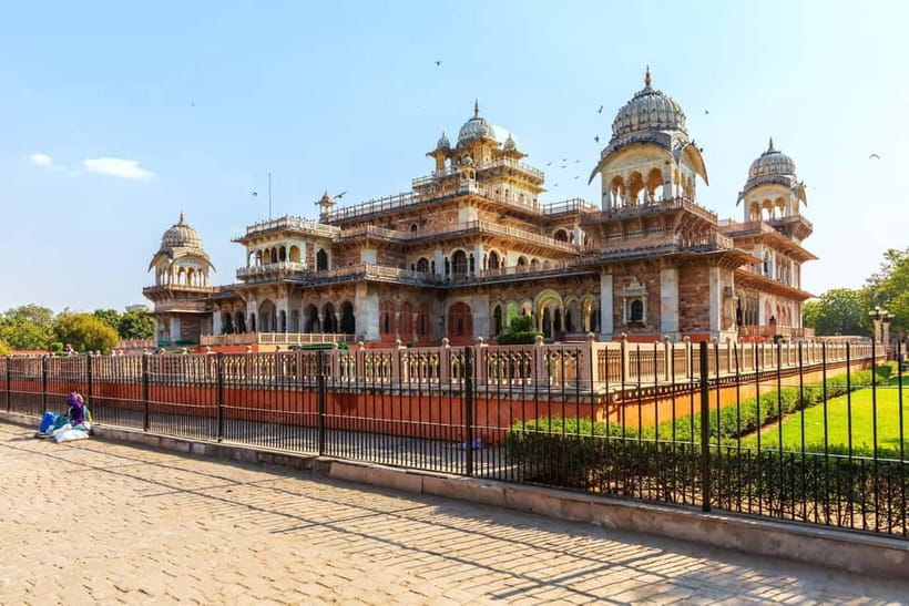 From Delhi: 2-Day Agra & Jaipur Golden Triangle Experience - Amber Fort and Jaipur’s hilltop royal setting